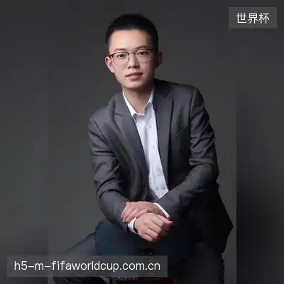 万菲艳